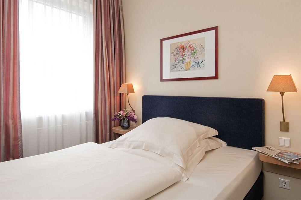 Hotel Central Hamburg Bagian luar foto