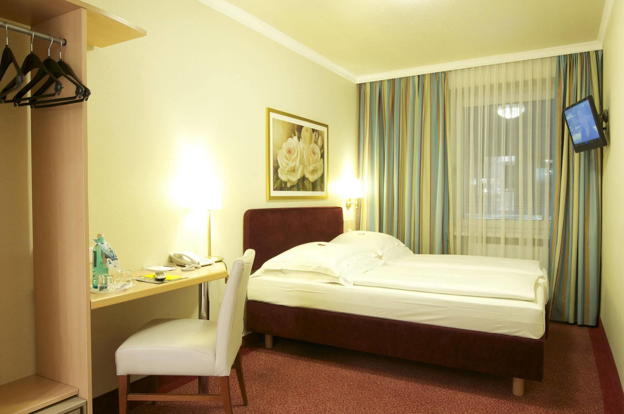 Hotel Central Hamburg Bagian luar foto